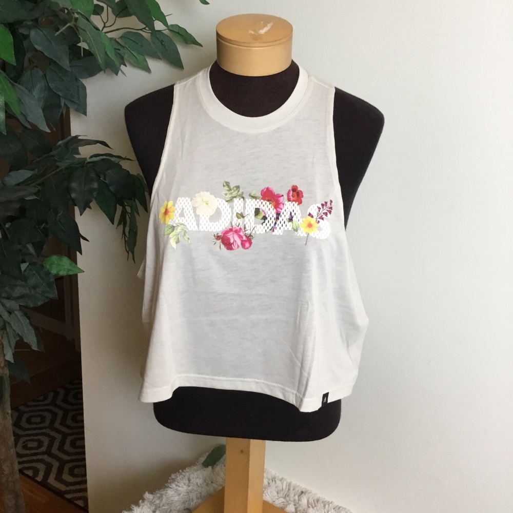 .🎈 adidas floral crop top XL NWT